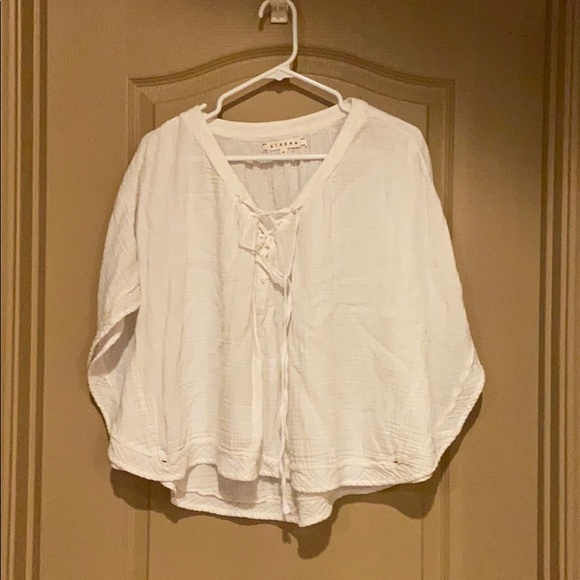 GREAT CONDITION White Xírena Tunic - Picture 1 of 4